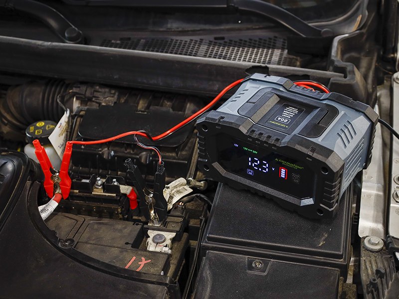 Carmotion Batterieladegerät Digital 20A bis 300Ah Starterbatterien